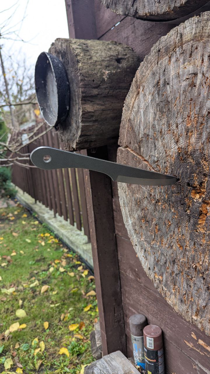 Метательный нож Катран 250 мм, 240 г, сталь 47 HRC, толщина 6 мм Метальний ніж Катран 250 мм, 240 г, сталь 47 HRC, товщина 6 мм Метательный нож Катран 250 мм, 240 г, сталь 47 HRC, толщина 6 мм Метальний ніж Катран 250 мм, 240 г, сталь 47 HRC, товщина 6 мм — изображение 4